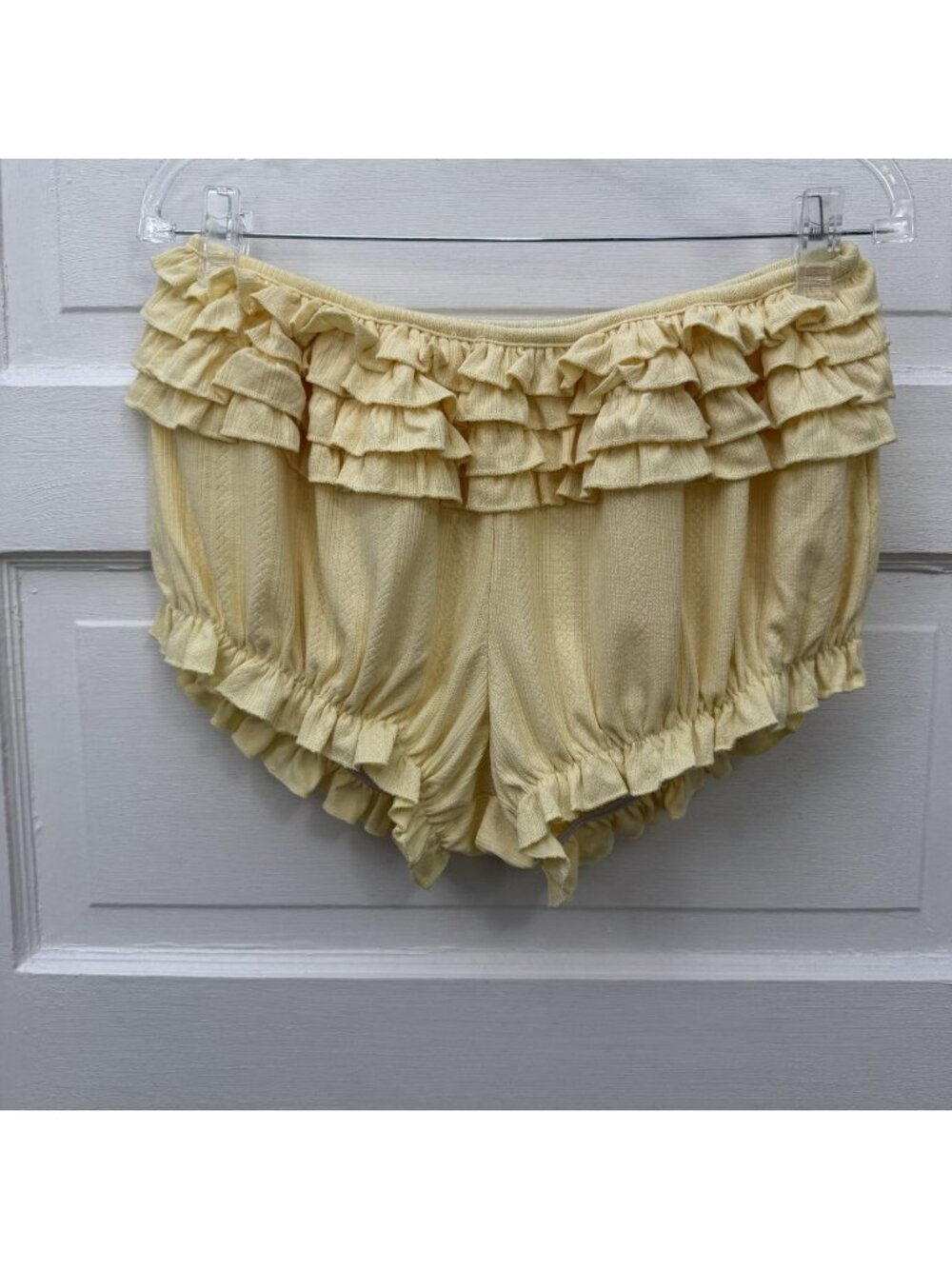 Fashion Nova Womens L Yellow Pointelle Knit Ruffle Bloomer Shorts Stretch